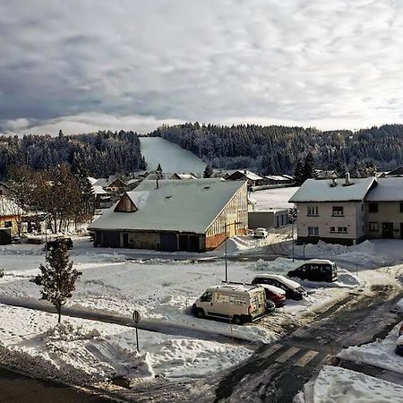 Ferienwohnung Ravissant Appart Proche Suisse Et Pistes De Ski Familiales Les Fourgs Exterior foto