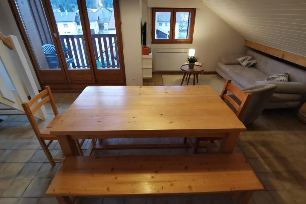 Ferienwohnung Ravissant Appart Proche Suisse Et Pistes De Ski Familiales Les Fourgs Exterior foto